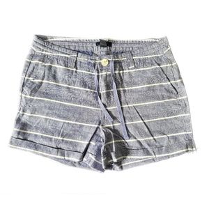 GAP Linen Blend shorts with front and back pockets  drawstring closure 4"